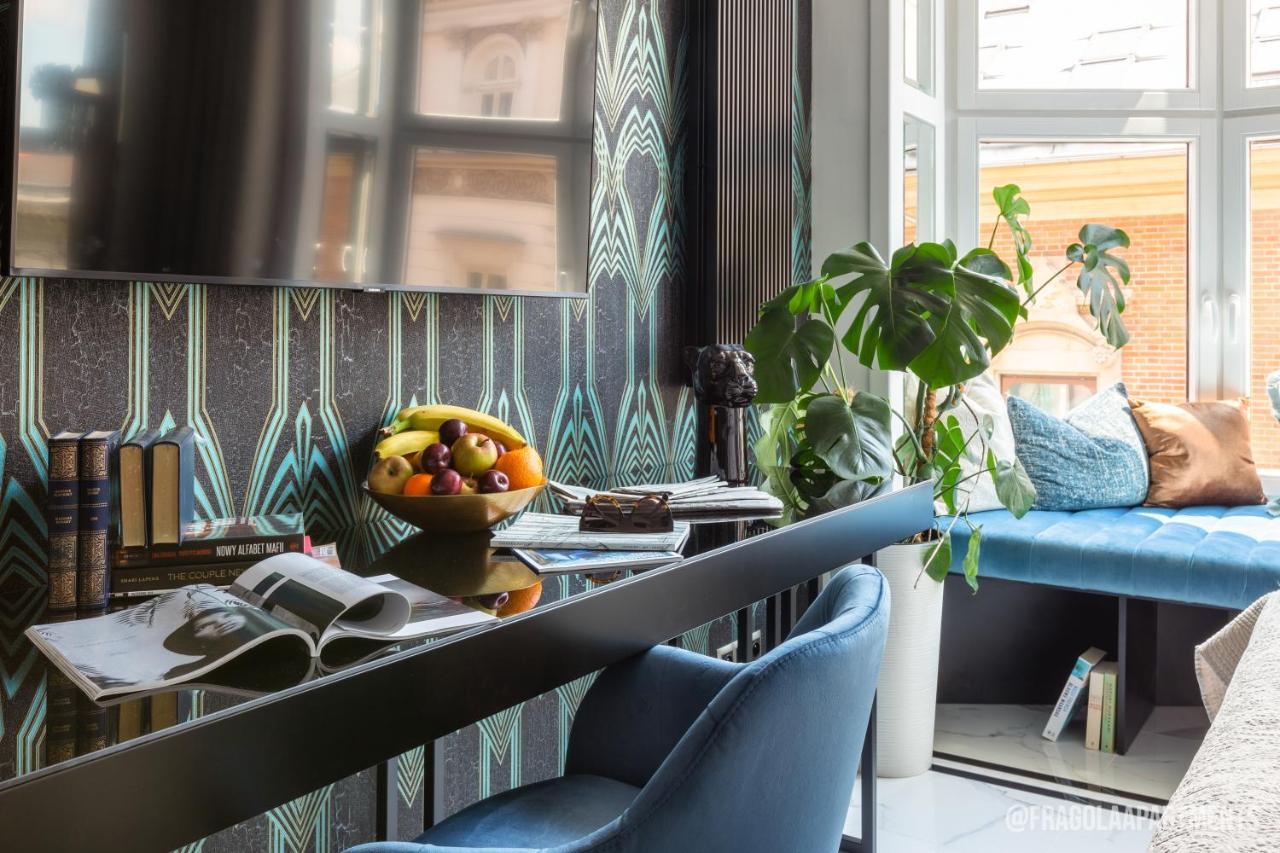 Feniks Fragola Main Square Apartamento *